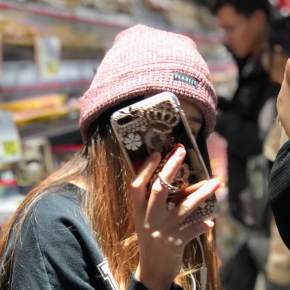 Meet your Posher, Bianca - Picture 1 of 1